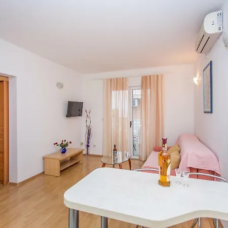 Snjezana Apartament *