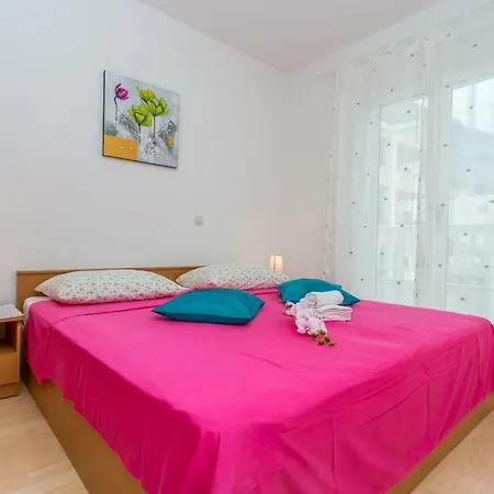 Apartment Snjezana Makarska